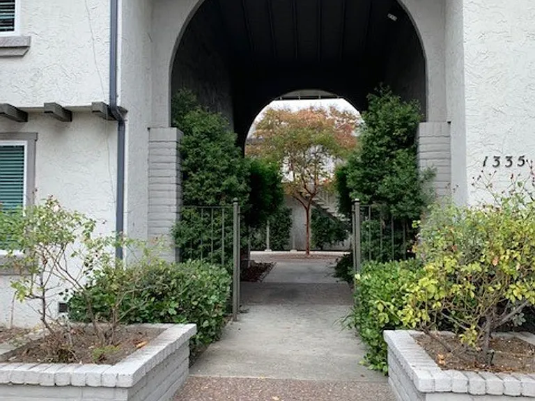 1335 W. Campbell Avenue — Photo 1