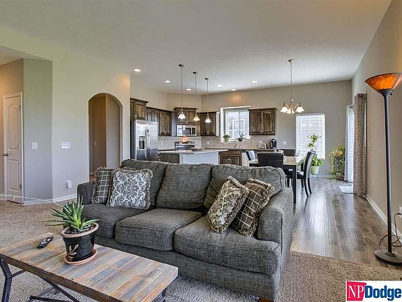 3rd image of 20707 Fowler Ave
