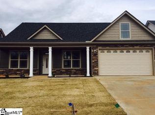 634 Cub Branch Dr, Spartanburg, SC 29301