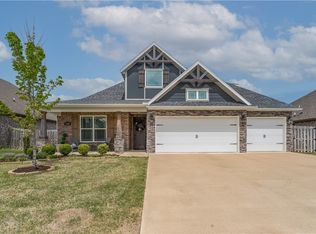 1520 Golden Jubilee Rd, Centerton, AR 72719