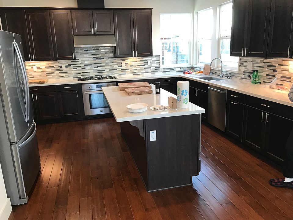 1st image of 556 San Martin Ter APT 5