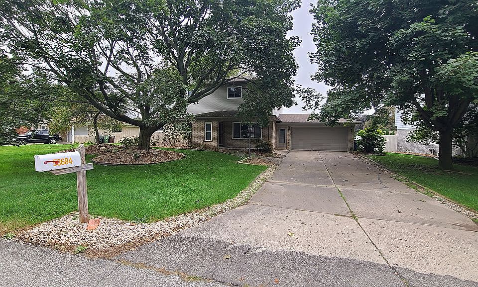 1st image of 53684 Briar Dr