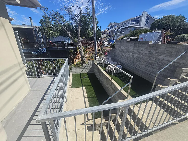 2335 Nutmeg Ave — Photo 38
