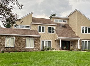 296 Ames Cir, Huntingdon Valley, PA 19006