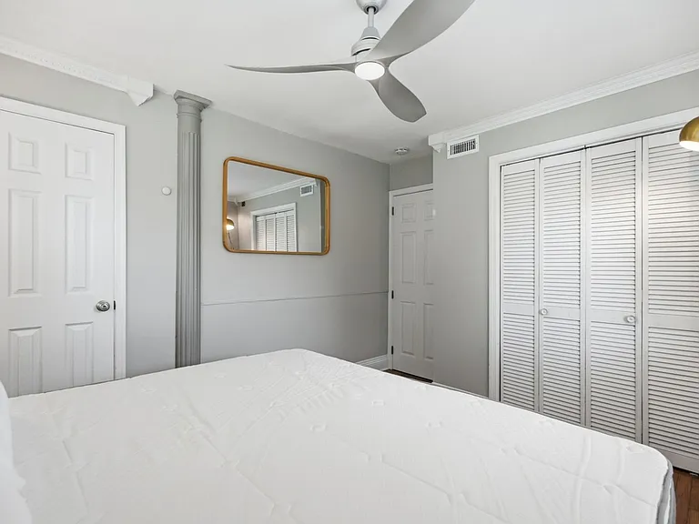 1317 Pendleton St — Photo 32