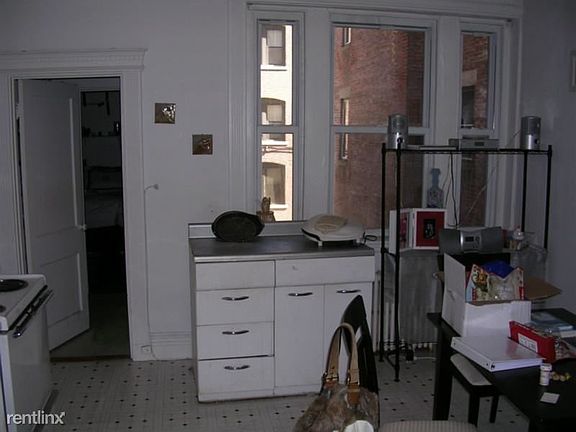 80 Fenway #11 Boston - Fenway Shared Unit Photo 10