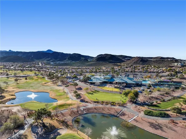 2118 Desert Woods Dr, Henderson, NV 89012