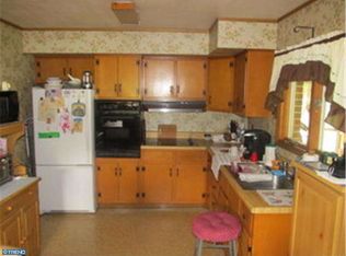 402 Weinsteiger Rd, Bechtelsville, PA 19505