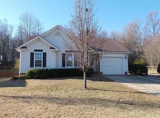 12009 Long Forest Dr, Charlotte, NC 28269