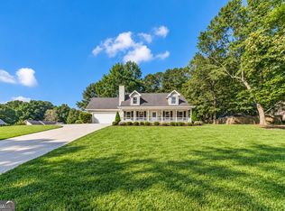 2275 Huntington Dr, Loganville, GA 30052