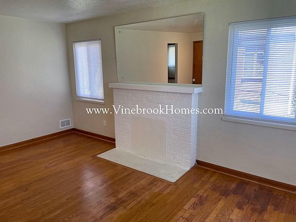 3rd image of 4015 Brenton Dr