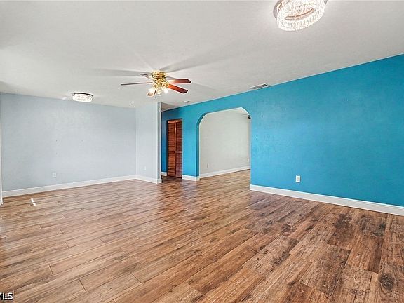 3rd image of 13250 2nd St