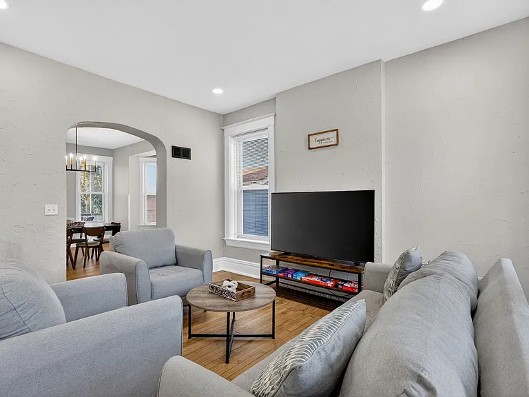 3605 Cambridge Ave — Photo 9