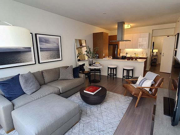 5th image of 502 N Lake Shore Dr #3307