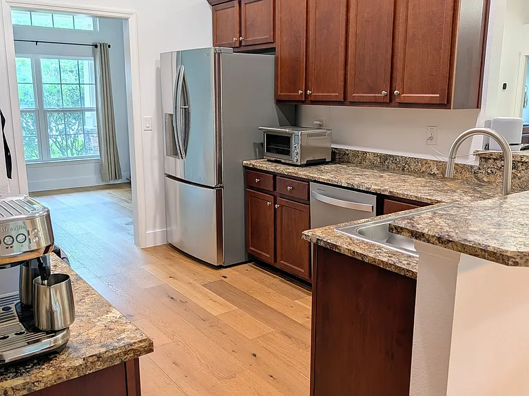 6750 NW Pinson Ct — Photo 8