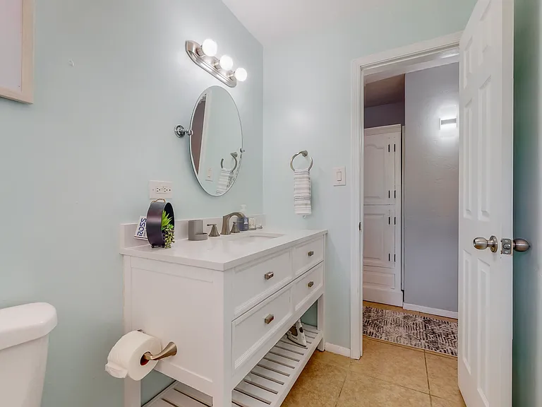 2810 Carolina St NE — Photo 17