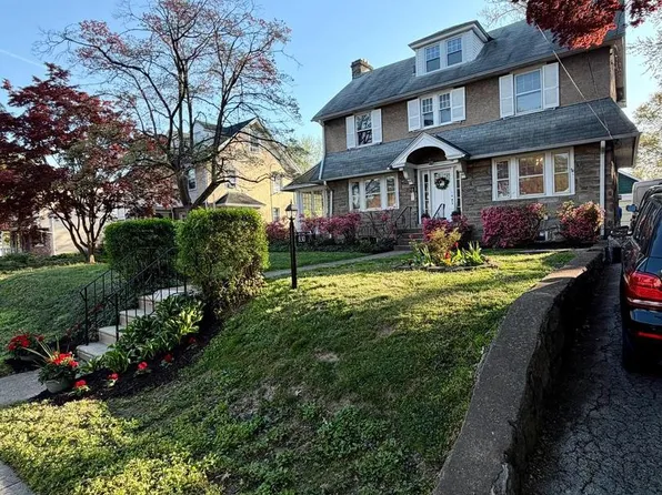830 Drexel Ave, Drexel Hill, PA 19026