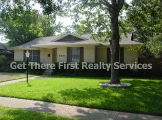8470 Sweetwater Dr, Dallas, TX 75228