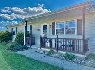 208 Saint Anthonys Ln, Waverly, OH 45690