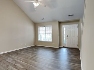 440 Fernway Dr, Burlington, NC 27217