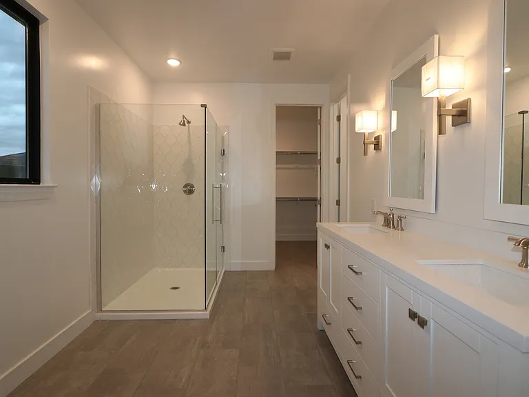 1063 E Zion Way — Photo 19