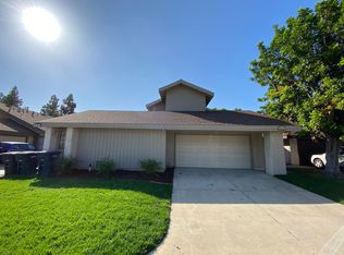 760 S Park Vine St, Orange, CA 92868