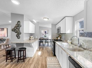 813 Arthur Dr SW, Albuquerque, NM 87105