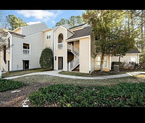 6011 Winterpointe Ln #205 Photo 1