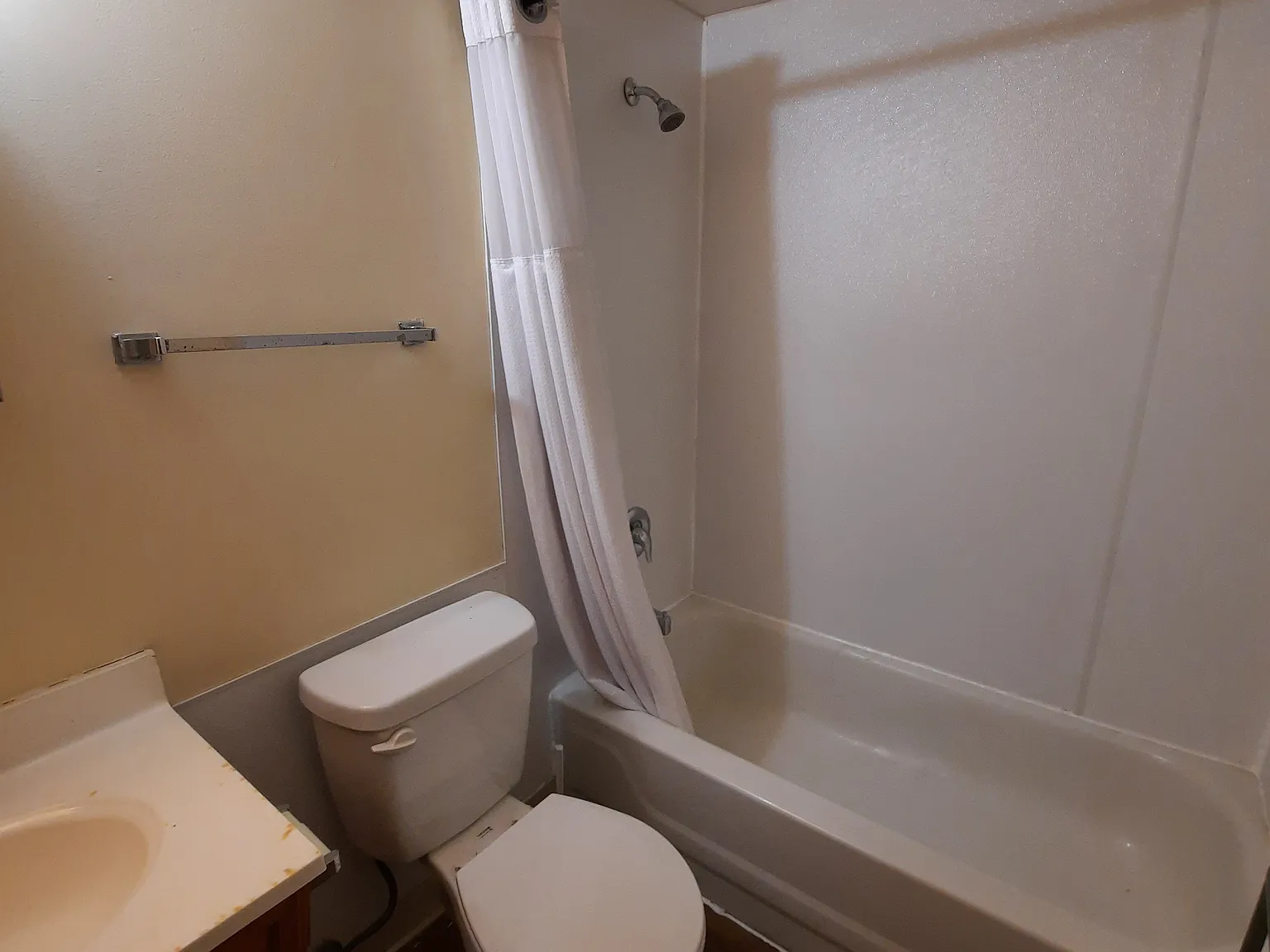Studio, 500 sqft, $600 — Photo 3