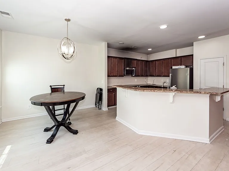 245 Swamp Creek Ln — Photo 10
