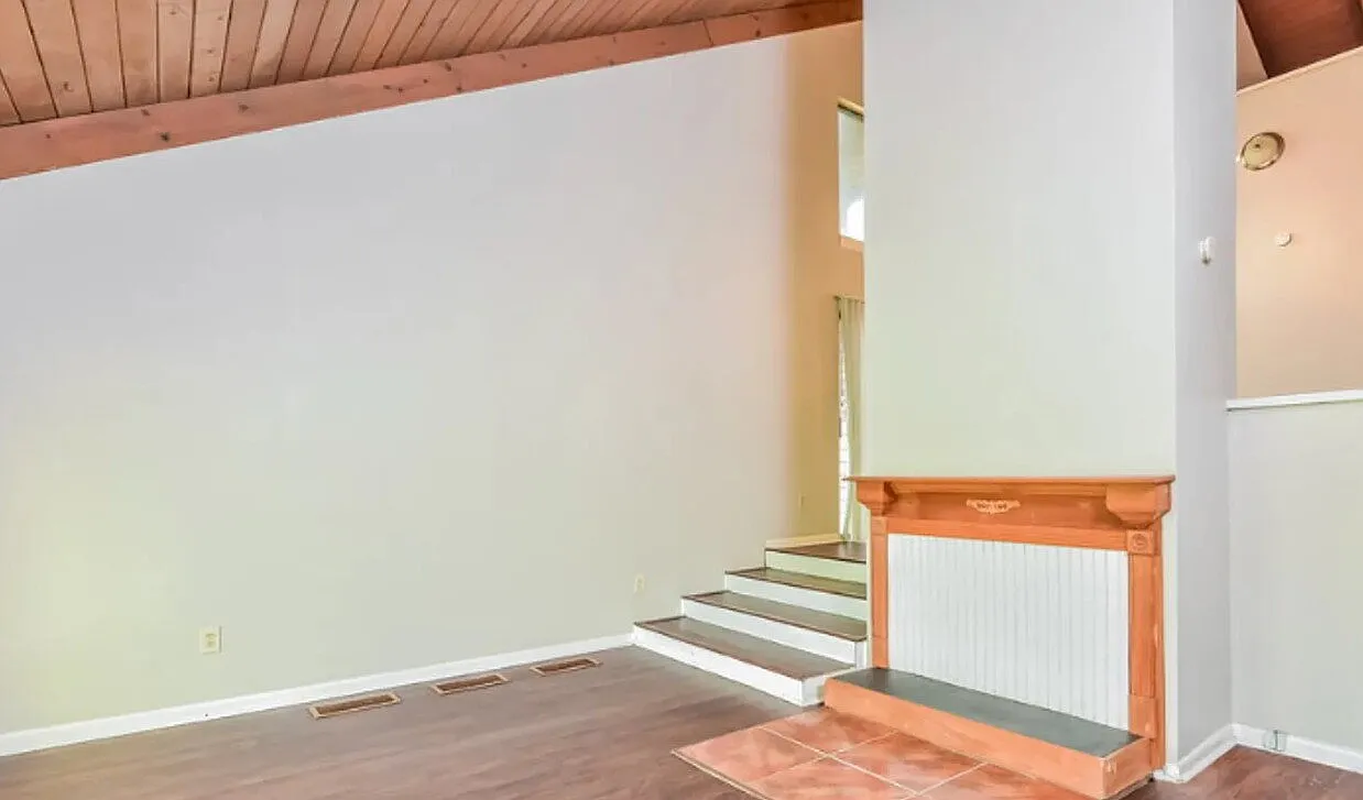 3 bed, 3.0 bath, 1752 sqft, $1,850 — Photo 4