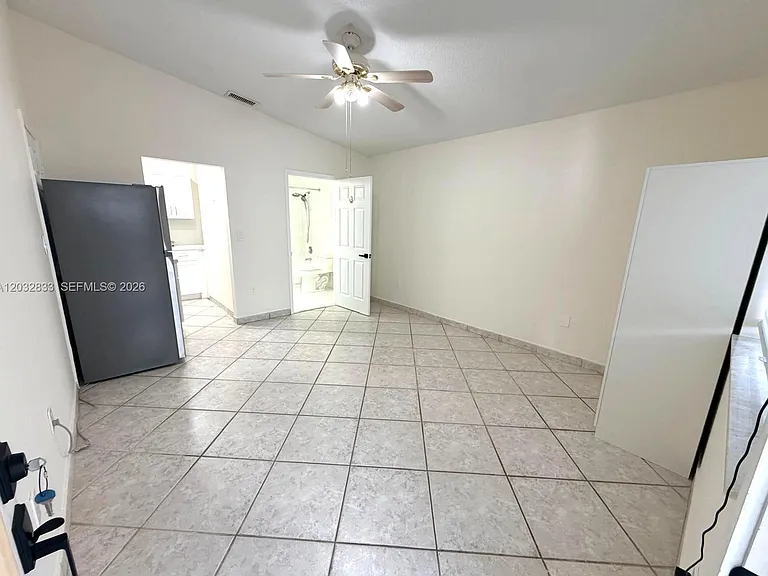 8859 NW 110th Ln #REAR — Photo 3