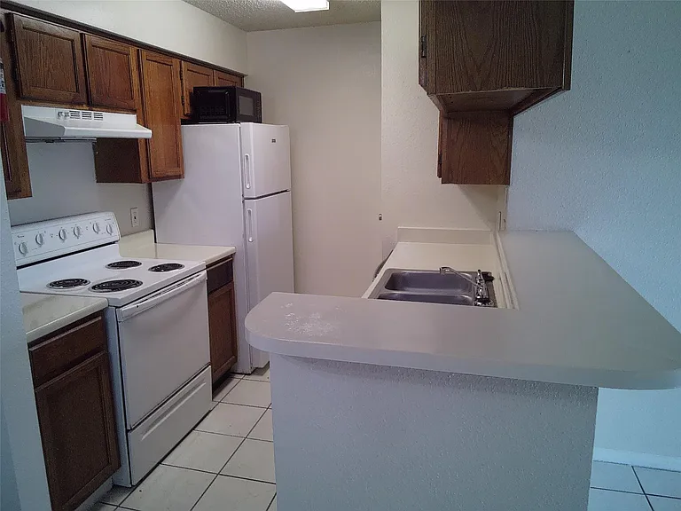 10101 S Gessner Rd #316 — Photo 12