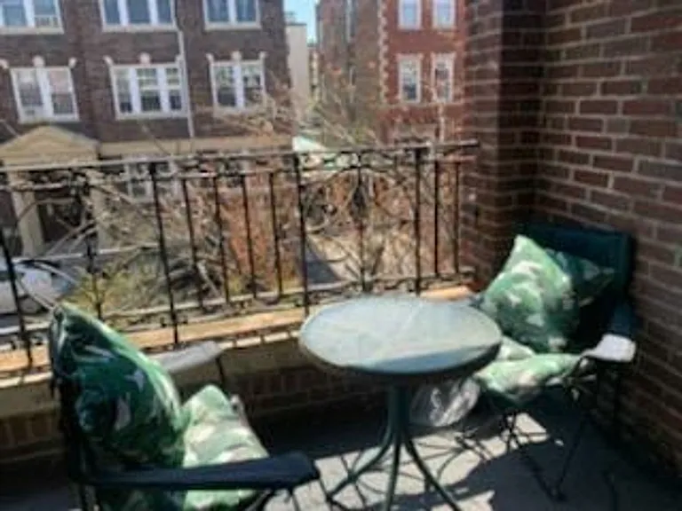 317 Summit Ave #5 — Photo 11
