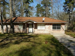 124 Town & Country Ln, Huntsville, TX 77320