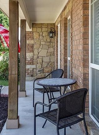 3rd image of 2401 Peace Pipe Cir