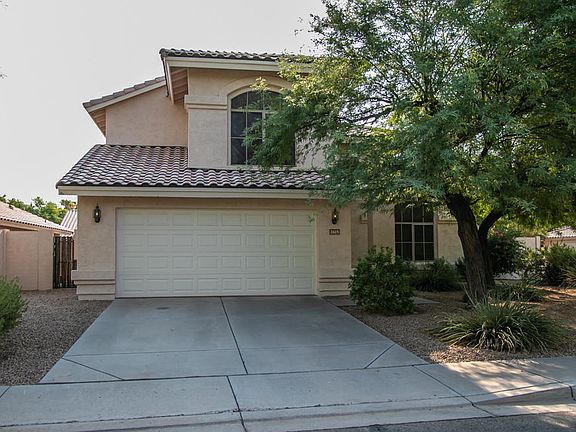 3rd image of 2615 S Comanche Dr
