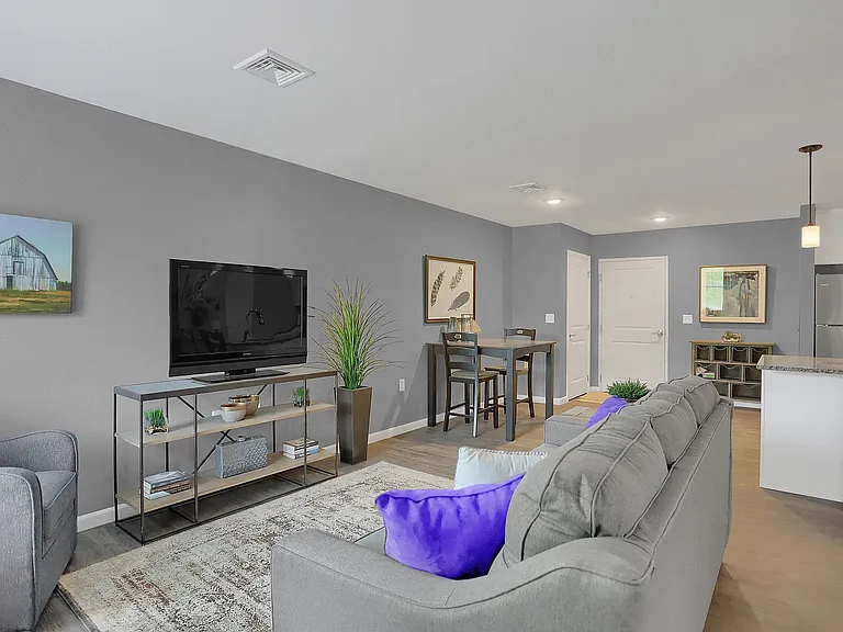 Magnolia- 1 BR 1 BA