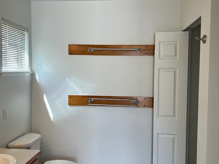 1360 Griggs St — Photo 32