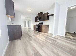 78 Scotch Dr, Hobart, IN 46342