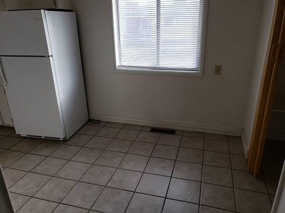 3rd image of 1612 Kearney St