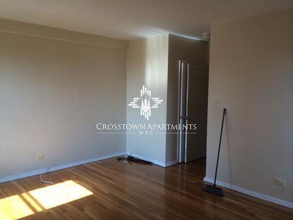 3rd image of 175 Hawthorne St APT 6D