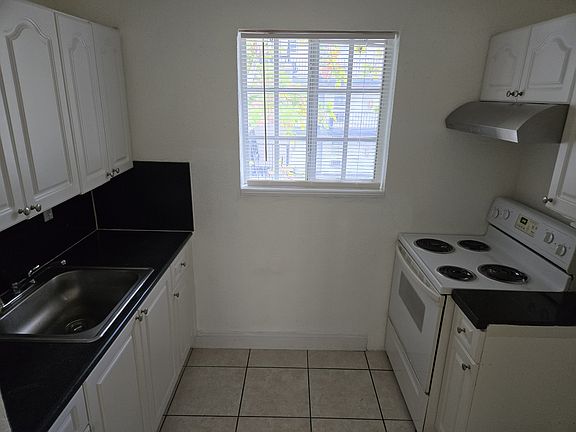 5th image of 1275 NW 59th St APT 4