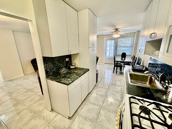 4th image of 1935 Shore Pkwy APT 4E