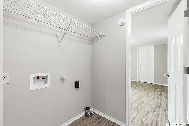 16345 FM 463 — Photo 12