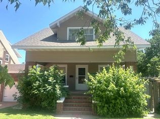 210 S E St, Broken Bow, NE 68822
