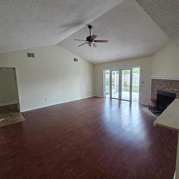 2010 Branch Tree Ln — Photo 7