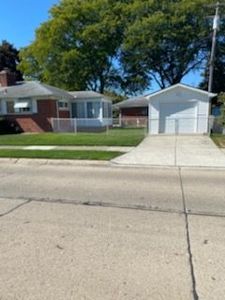 17141 Collinson Ave, Eastpointe, MI, 48021