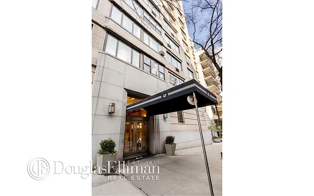 Sold by Douglas Elliman | media 29