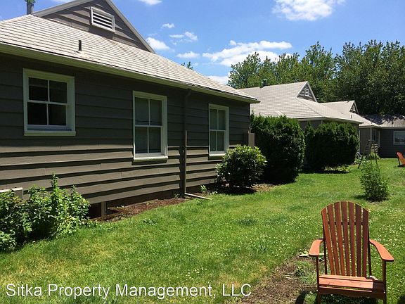 4th image of 4627 N Maryland Ave #6072328